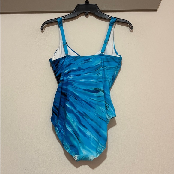 Miraclesuit Ray of Light Bel Ami One Piece Swimsuit SZ 8 NWOT - Picture 4 of 7